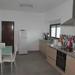 Vivenda Maria Da Nazare Picamilho