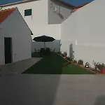 Vivenda Maria Da Nazare