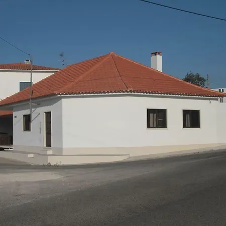 Vivenda Maria Da Nazare بيت للعطل Picamilho