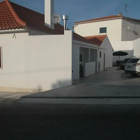 Vivenda Maria Da Nazare *